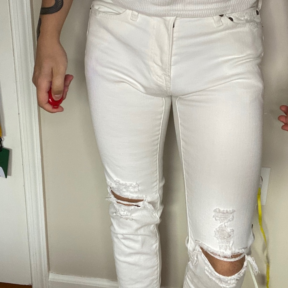 Jeans - Picture 3 of 4